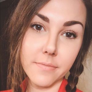 Meet your Posher, Cassie